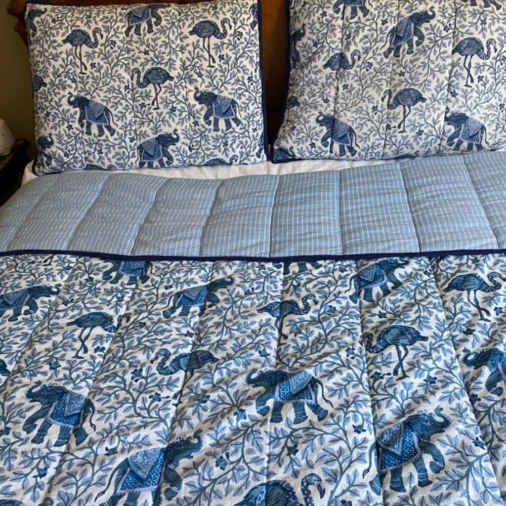 Anthropologie Printfresh Flameneco Organic Quilt Full/Queen